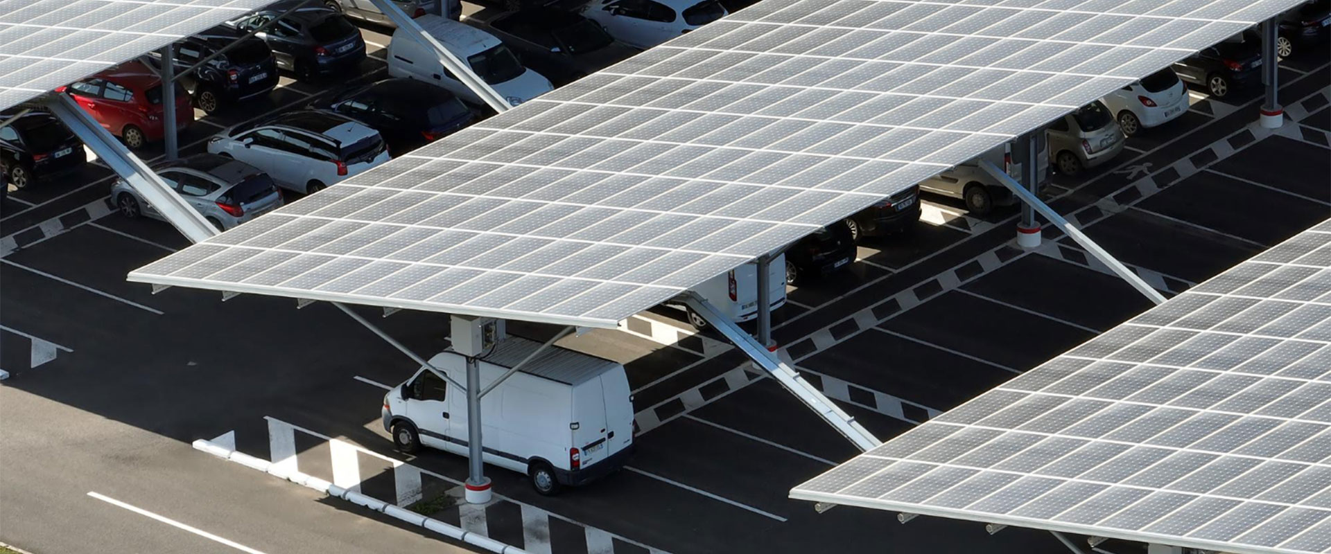 Челичне конструкције | Гаража са соларним кровом